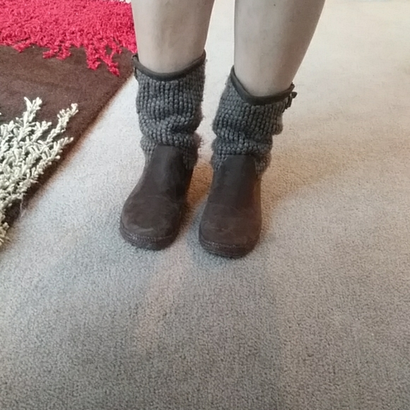 UGG BOOTS Size 8 - Picture 6 of 8